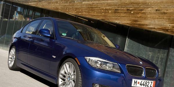 download BMW 335D able workshop manual