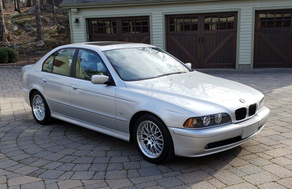 download BMW 5 E39 530i Sport Wagon workshop manual