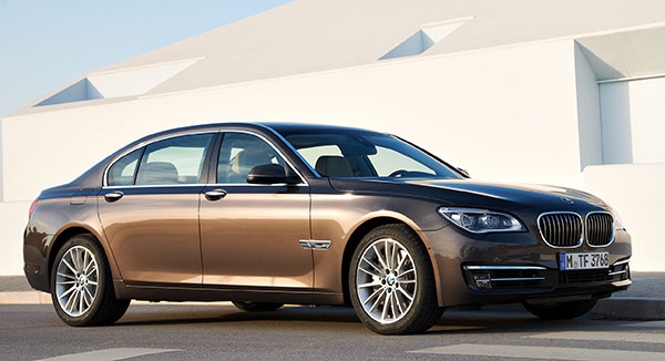 download BMW 745Li 4 door sedan able workshop manual