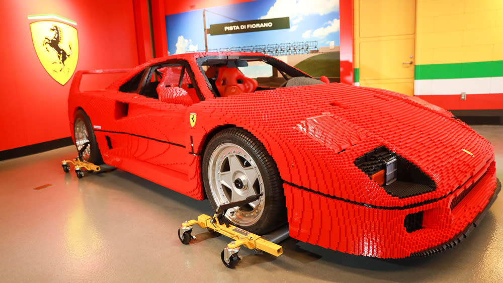 download Ferrari F40 US . able workshop manual