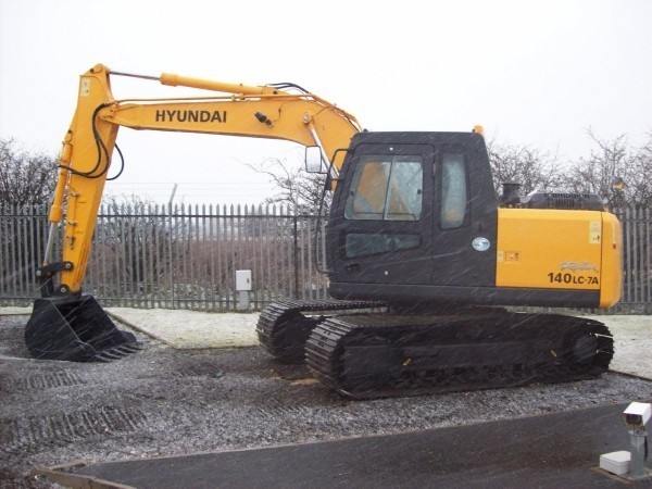 download Hyundai Robex 140LC 7 Crawler Excavator able workshop manual