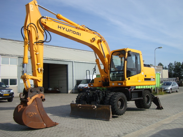 download Hyundai Wheel Excavator Robex R170W 3 able workshop manual