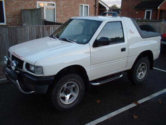 Isuzu mu 2002