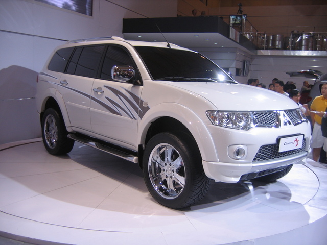 download MITSUBISHI MONTERO Sport workshop manual