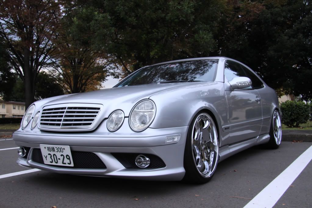 download Mercedes Benz CLK320 workshop manual