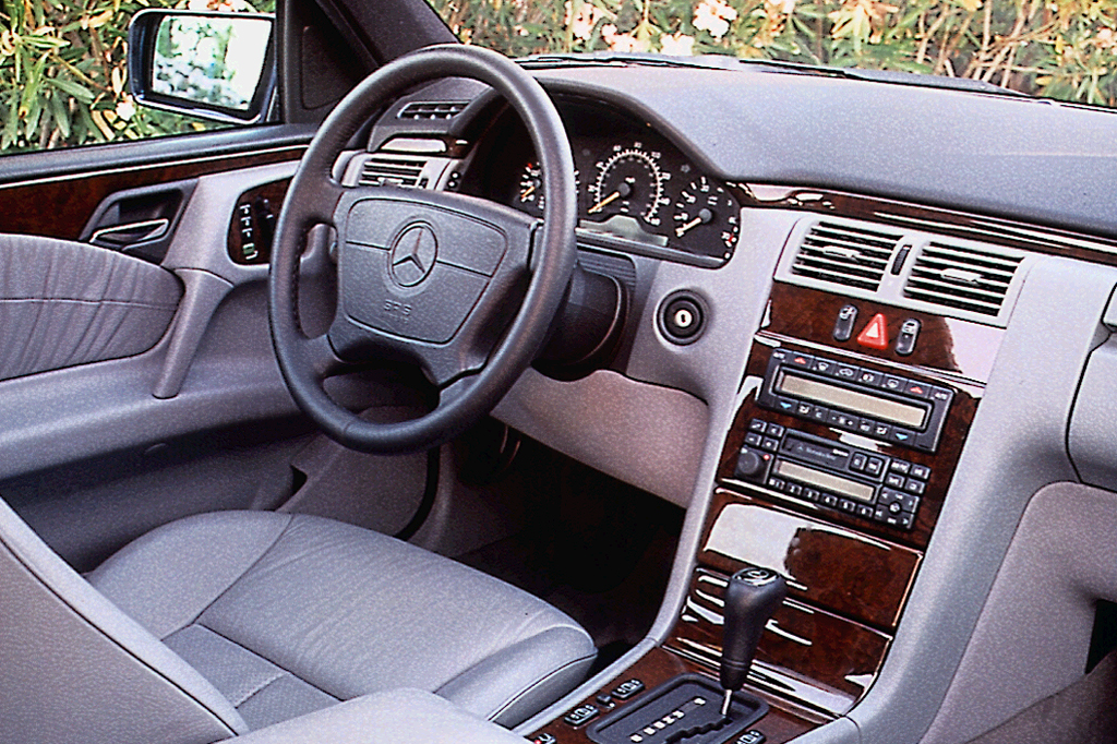 download Mercedes E300 98 workshop manual