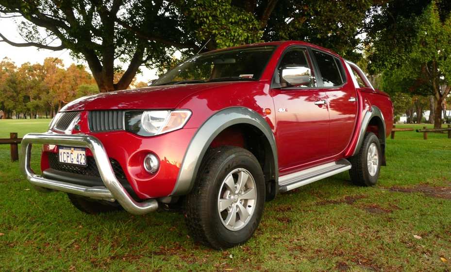 download Mitsubishi L200 aka Triton in workshop manual