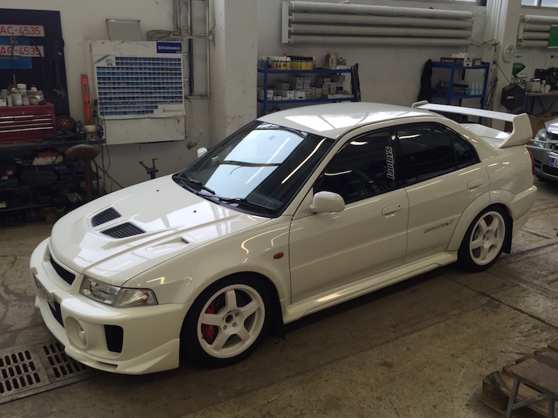 Mitsubishi EVO 5