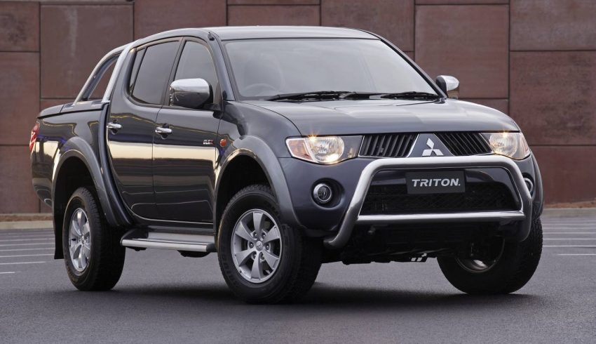 download Mitsubishi Triton workshop manual