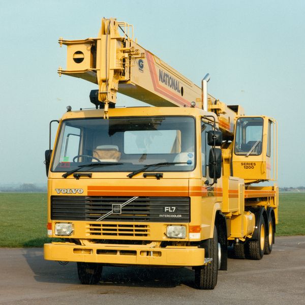 download VOLVO F7 Lorry Bus workshop manual